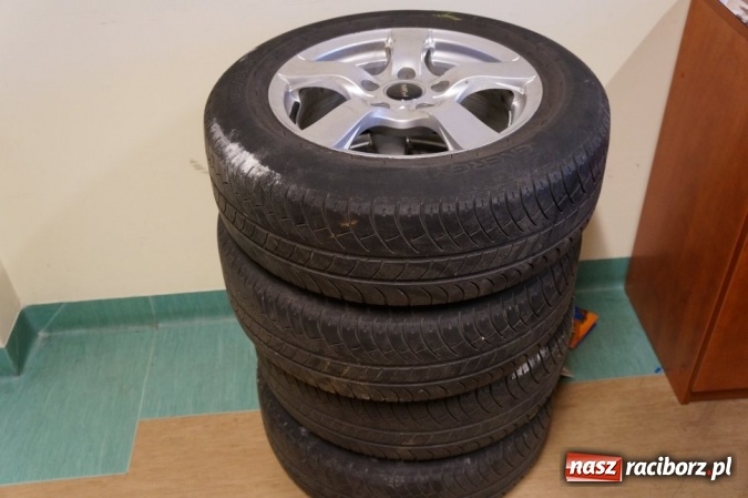 Zdjęcie w galerii na portalu naszraciborz.pl: Włamywali się do garaży. Są już w rękach policji! wiadomości z regionu