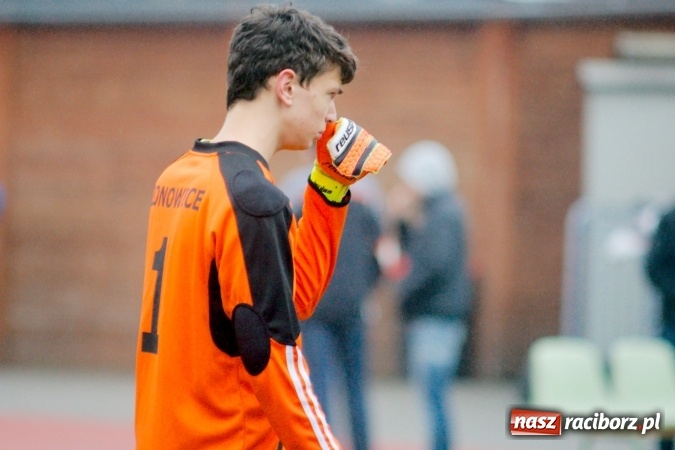Zdjęcie w galerii na portalu naszraciborz.pl: Coca-Cola Cup na Orliku przy Kasprowicza. Gimnazjum numer 1 najlepsze wiadomości z regionu