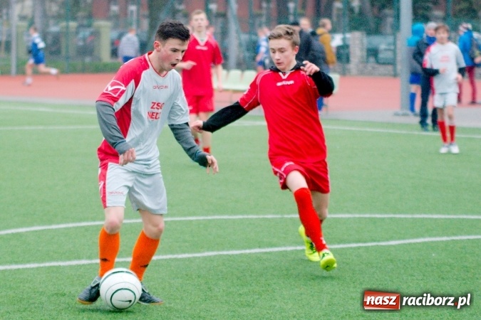 Zdjęcie w galerii na portalu naszraciborz.pl: Coca-Cola Cup na Orliku przy Kasprowicza. Gimnazjum numer 1 najlepsze wiadomości z regionu