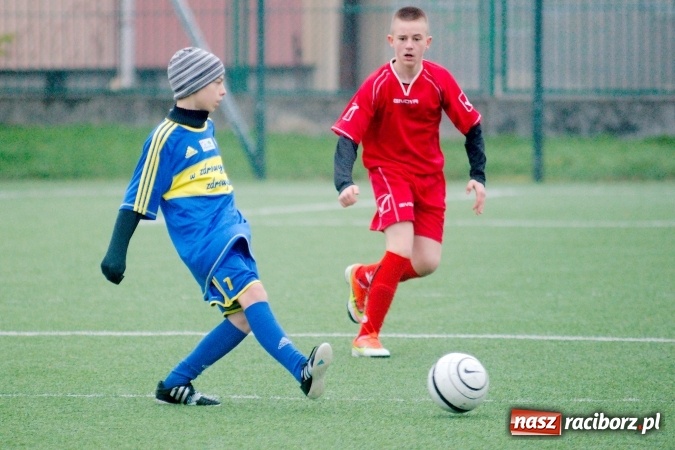 Zdjęcie w galerii na portalu naszraciborz.pl: Coca-Cola Cup na Orliku przy Kasprowicza. Gimnazjum numer 1 najlepsze wiadomości z regionu