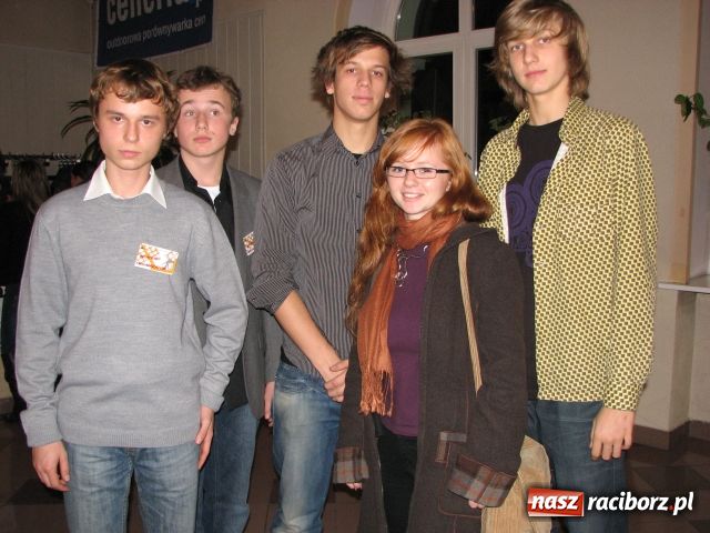 Zdjęcie w galerii na portalu naszraciborz.pl: VI edycja WIATRAKÓW rozpoczęta wiadomości z regionu