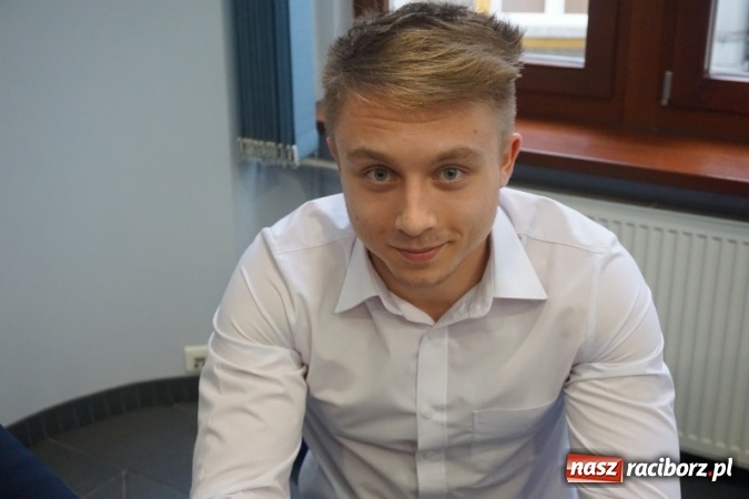 Zdjęcie w galerii na portalu naszraciborz.pl: Marcowa sesja Młodzieżowej Rady Miasta. Jakie tematy? wiadomości z regionu