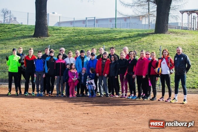 Zdjęcie w galerii na portalu naszraciborz.pl: BiegamBoLubię na stadionie OSiR-u wiadomości z regionu