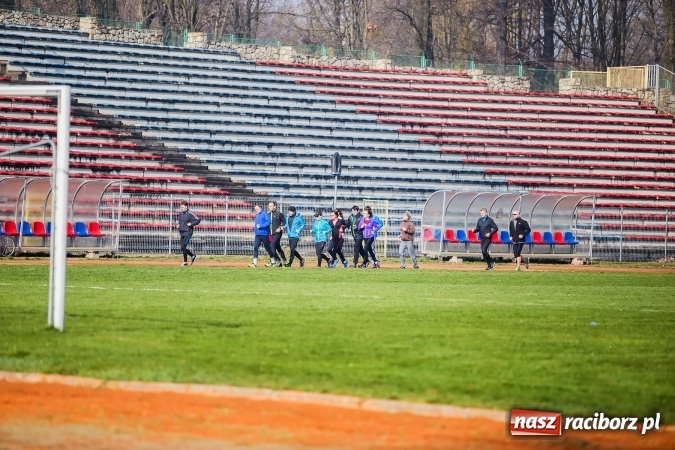Zdjęcie w galerii na portalu naszraciborz.pl: BiegamBoLubię na stadionie OSiR-u wiadomości z regionu