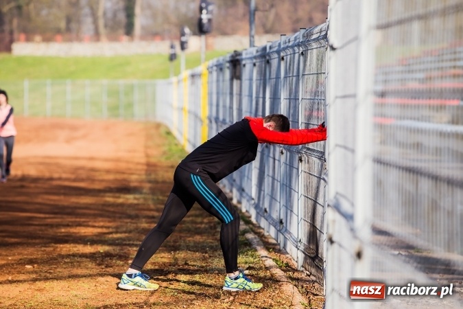 Zdjęcie w galerii na portalu naszraciborz.pl: BiegamBoLubię na stadionie OSiR-u wiadomości z regionu