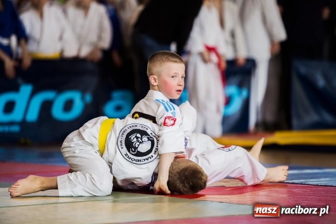 Zdjęcie w galerii na portalu naszraciborz.pl: Ogólnopolska Liga Dzieci i Młodzieży w Ju-Jitsu Sportowym w Kuźni Raciborskiej wiadomości z regionu
