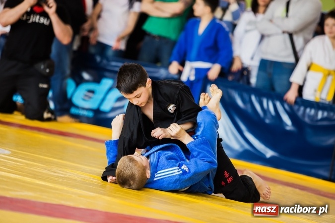 Zdjęcie w galerii na portalu naszraciborz.pl: Ogólnopolska Liga Dzieci i Młodzieży w Ju-Jitsu Sportowym w Kuźni Raciborskiej wiadomości z regionu