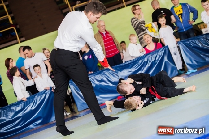 Zdjęcie w galerii na portalu naszraciborz.pl: Ogólnopolska Liga Dzieci i Młodzieży w Ju-Jitsu Sportowym w Kuźni Raciborskiej wiadomości z regionu