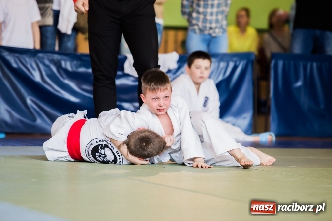 Zdjęcie w galerii na portalu naszraciborz.pl: Ogólnopolska Liga Dzieci i Młodzieży w Ju-Jitsu Sportowym w Kuźni Raciborskiej wiadomości z regionu