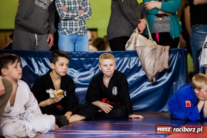 Zdjęcie w galerii na portalu naszraciborz.pl: Ogólnopolska Liga Dzieci i Młodzieży w Ju-Jitsu Sportowym w Kuźni Raciborskiej wiadomości z regionu