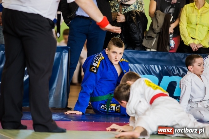 Zdjęcie w galerii na portalu naszraciborz.pl: Ogólnopolska Liga Dzieci i Młodzieży w Ju-Jitsu Sportowym w Kuźni Raciborskiej wiadomości z regionu