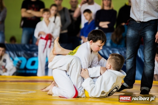 Zdjęcie w galerii na portalu naszraciborz.pl: Ogólnopolska Liga Dzieci i Młodzieży w Ju-Jitsu Sportowym w Kuźni Raciborskiej wiadomości z regionu