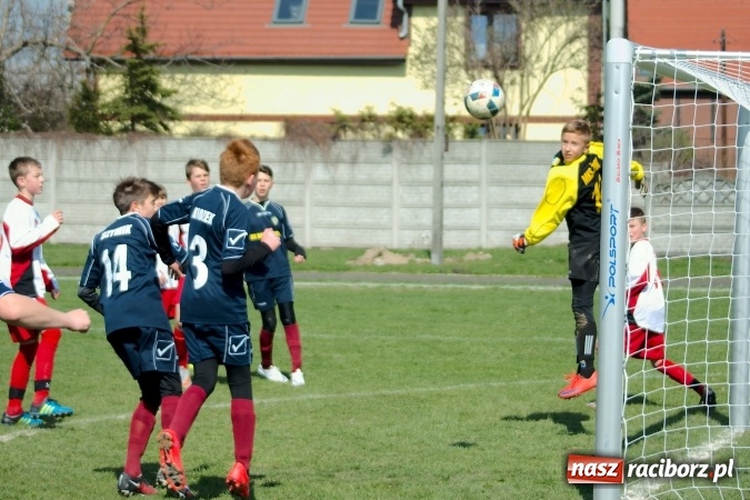 Zdjęcie w galerii na portalu naszraciborz.pl: Udana inauguracja Tworkowa w III wojewódzkiej lidze młodzików. Nieuzasadnione obawy trenera wiadomości z regionu