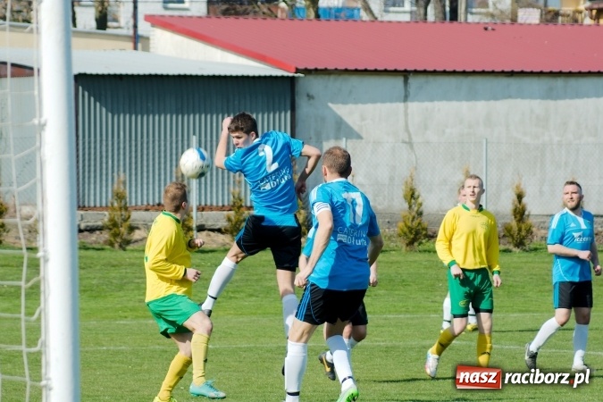 Zdjęcie w galerii na portalu naszraciborz.pl: A klasa: Chałupki grały, Gorzyce strzelały wiadomości z regionu