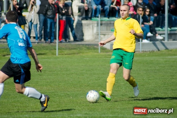 Zdjęcie w galerii na portalu naszraciborz.pl: A klasa: Chałupki grały, Gorzyce strzelały wiadomości z regionu