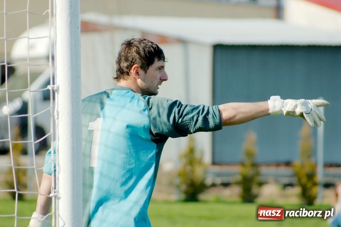 Zdjęcie w galerii na portalu naszraciborz.pl: A klasa: Chałupki grały, Gorzyce strzelały wiadomości z regionu