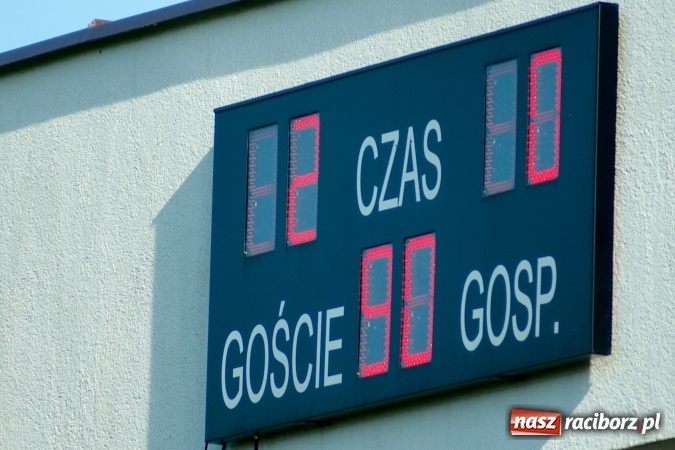 Zdjęcie w galerii na portalu naszraciborz.pl: A klasa: Chałupki grały, Gorzyce strzelały wiadomości z regionu