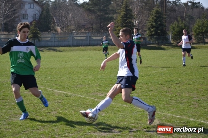 Zdjęcie w galerii na portalu naszraciborz.pl: Beniaminek z Jankowic rewanżuje się za inaugurację! wiadomości z regionu