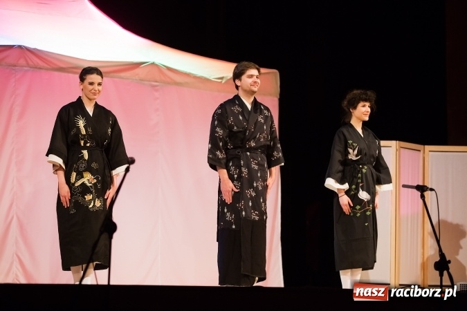 Zdjęcie w galerii na portalu naszraciborz.pl: Tatsu Taro - syn smoka w Raciborskim Centrum Kultury wiadomości z regionu