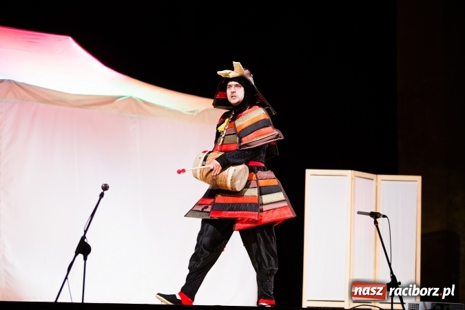 Zdjęcie w galerii na portalu naszraciborz.pl: Tatsu Taro - syn smoka w Raciborskim Centrum Kultury wiadomości z regionu