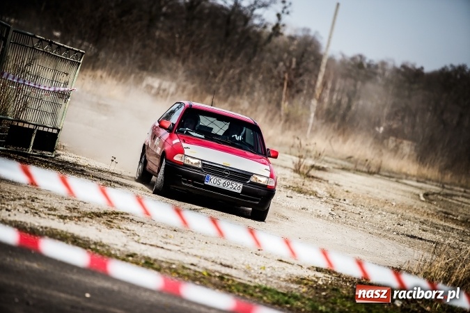 Zdjęcie w galerii na portalu naszraciborz.pl: Amatorski Rajd Samochodowy w Kuźni Raciborskiej już za nami wiadomości z regionu