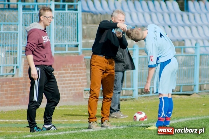Zdjęcie w galerii na portalu naszraciborz.pl: Juniorzy Unii zgasili pszczyńską Iskrę wiadomości z regionu