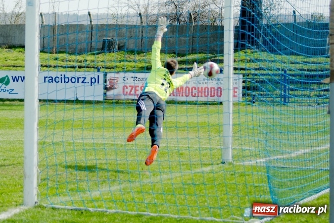 Zdjęcie w galerii na portalu naszraciborz.pl: Juniorzy Unii zgasili pszczyńską Iskrę wiadomości z regionu
