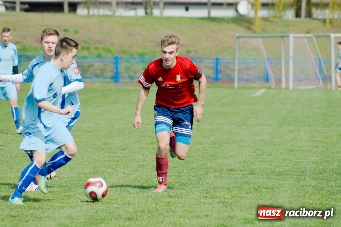 Zdjęcie w galerii na portalu naszraciborz.pl: Juniorzy Unii zgasili pszczyńską Iskrę wiadomości z regionu