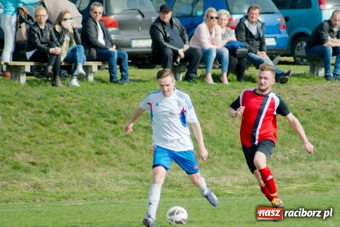 Zdjęcie w galerii na portalu naszraciborz.pl: Błażej Dzierżawa uratował remis dla Brzezia. Rachunki pozostały niewyrównane wiadomości z regionu