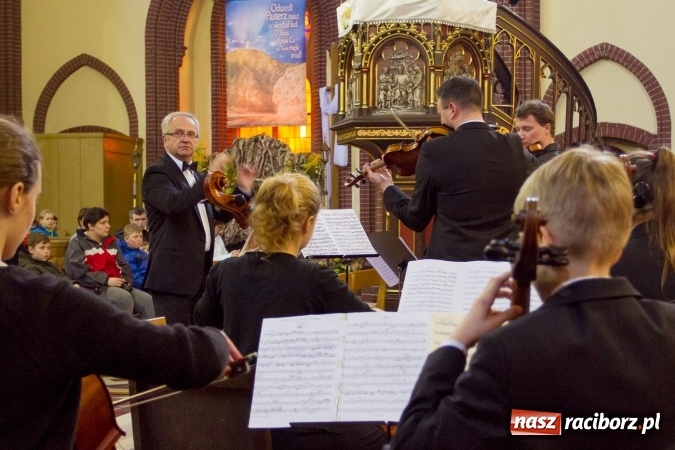 Zdjęcie w galerii na portalu naszraciborz.pl: Koncert Wielkanocny w kościele św. Mikołaja wiadomości z regionu