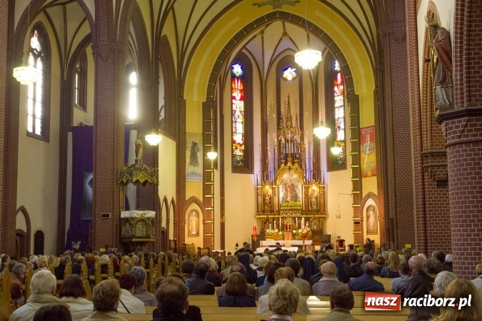 Zdjęcie w galerii na portalu naszraciborz.pl: Koncert Wielkanocny w kościele św. Mikołaja wiadomości z regionu