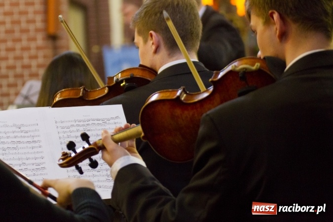 Zdjęcie w galerii na portalu naszraciborz.pl: Koncert Wielkanocny w kościele św. Mikołaja wiadomości z regionu