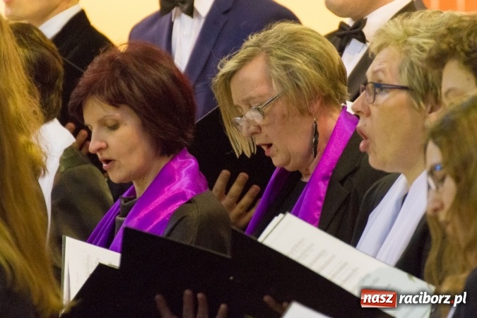Zdjęcie w galerii na portalu naszraciborz.pl: Koncert Wielkanocny w kościele św. Mikołaja wiadomości z regionu