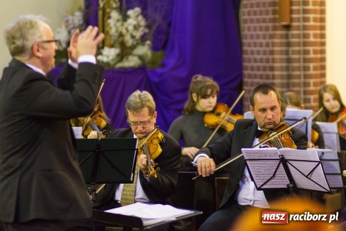 Zdjęcie w galerii na portalu naszraciborz.pl: Koncert Wielkanocny w kościele św. Mikołaja wiadomości z regionu
