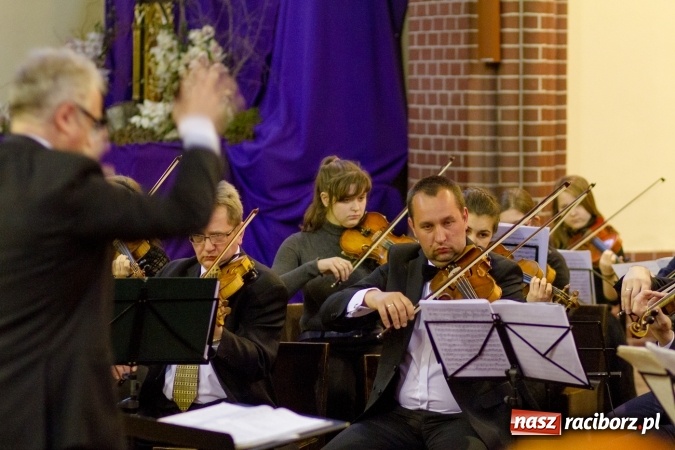Zdjęcie w galerii na portalu naszraciborz.pl: Koncert Wielkanocny w kościele św. Mikołaja wiadomości z regionu