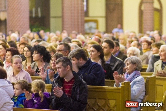 Zdjęcie w galerii na portalu naszraciborz.pl: Koncert Wielkanocny w kościele św. Mikołaja wiadomości z regionu