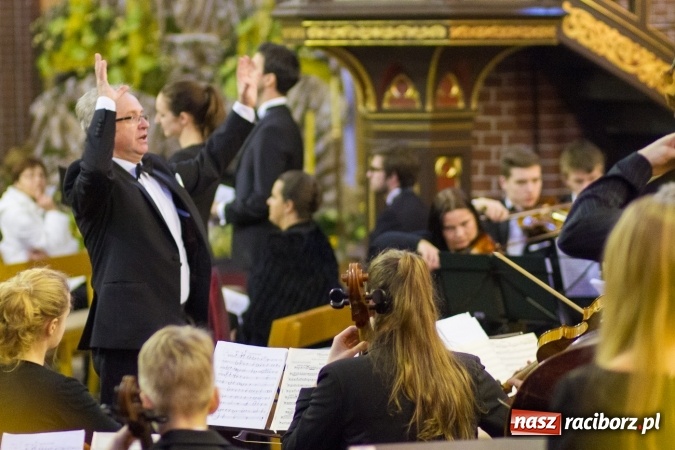 Zdjęcie w galerii na portalu naszraciborz.pl: Koncert Wielkanocny w kościele św. Mikołaja wiadomości z regionu