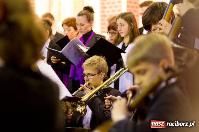 Zdjęcie w galerii na portalu naszraciborz.pl: Koncert Wielkanocny w kościele św. Mikołaja wiadomości z regionu