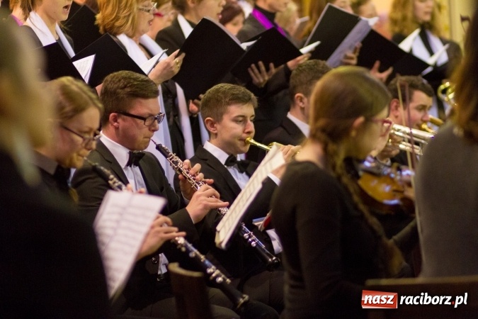 Zdjęcie w galerii na portalu naszraciborz.pl: Koncert Wielkanocny w kościele św. Mikołaja wiadomości z regionu