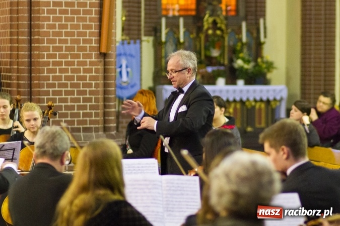 Zdjęcie w galerii na portalu naszraciborz.pl: Koncert Wielkanocny w kościele św. Mikołaja wiadomości z regionu