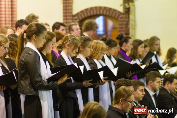 Zdjęcie w galerii na portalu naszraciborz.pl: Koncert Wielkanocny w kościele św. Mikołaja wiadomości z regionu