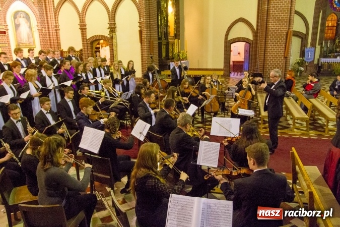 Zdjęcie w galerii na portalu naszraciborz.pl: Koncert Wielkanocny w kościele św. Mikołaja wiadomości z regionu