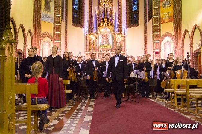 Zdjęcie w galerii na portalu naszraciborz.pl: Koncert Wielkanocny w kościele św. Mikołaja wiadomości z regionu