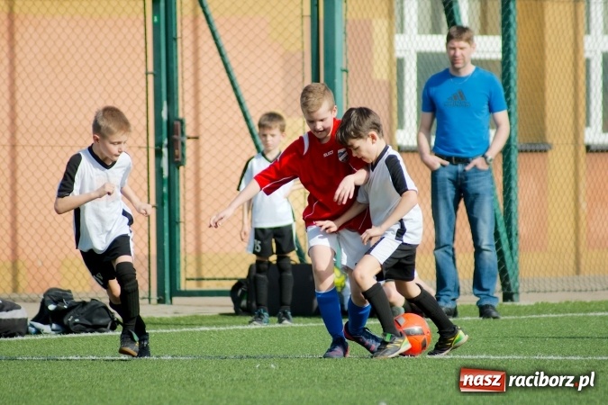 Zdjęcie w galerii na portalu naszraciborz.pl: Ogrom goli w starciu orlików Unii i Borucina. Dziesięć trafień Dawida Kabata wiadomości z regionu