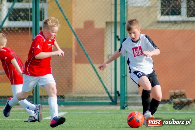 Zdjęcie w galerii na portalu naszraciborz.pl: Ogrom goli w starciu orlików Unii i Borucina. Dziesięć trafień Dawida Kabata wiadomości z regionu