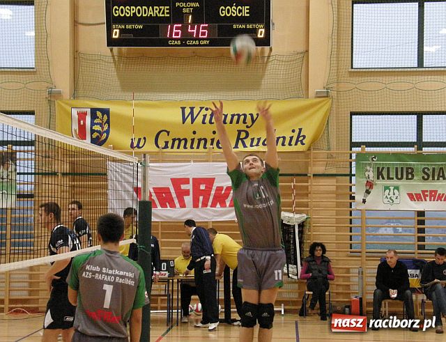 Zdjęcie w galerii na portalu naszraciborz.pl: Bardzo dobry mecz AZS-u Rafako Racibórz wiadomości z regionu