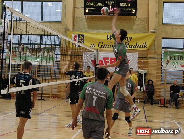 Zdjęcie w galerii na portalu naszraciborz.pl: Bardzo dobry mecz AZS-u Rafako Racibórz wiadomości z regionu