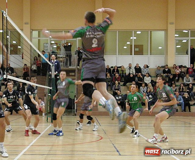 Zdjęcie w galerii na portalu naszraciborz.pl: Bardzo dobry mecz AZS-u Rafako Racibórz wiadomości z regionu