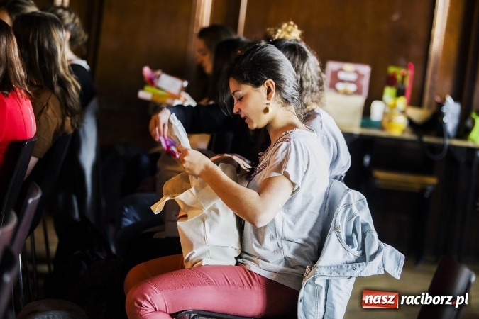 Zdjęcie w galerii na portalu naszraciborz.pl: Francuska młodzież z wizytą w Raciborzu wiadomości z regionu