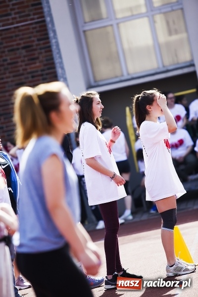 Zdjęcie w galerii na portalu naszraciborz.pl: Francuska młodzież z wizytą w Raciborzu wiadomości z regionu